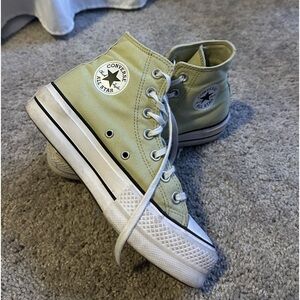 Converse Chuck Taylor All Star Women’s Hightop & Platform Sneakers